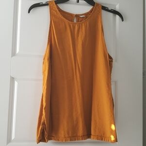 Old Navy Cotton Tank Top in Golden Yellow (M)